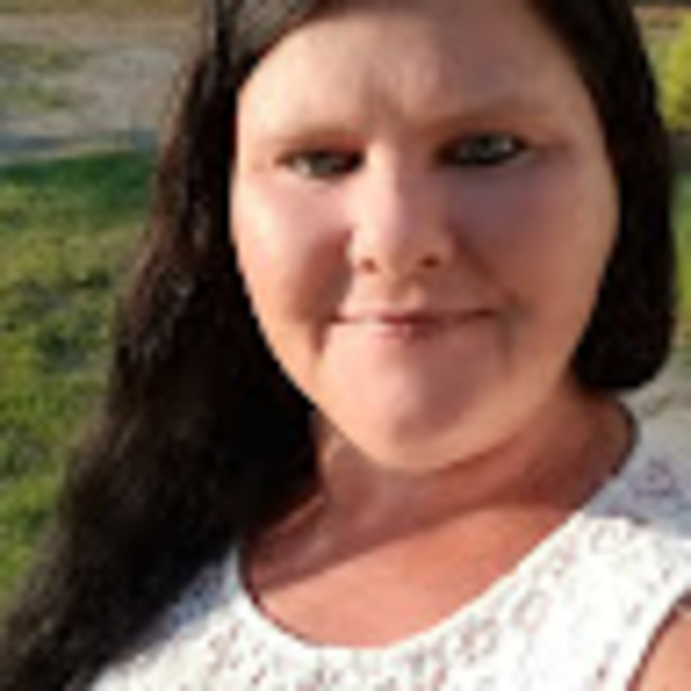 Meet your Posher, Holly anne